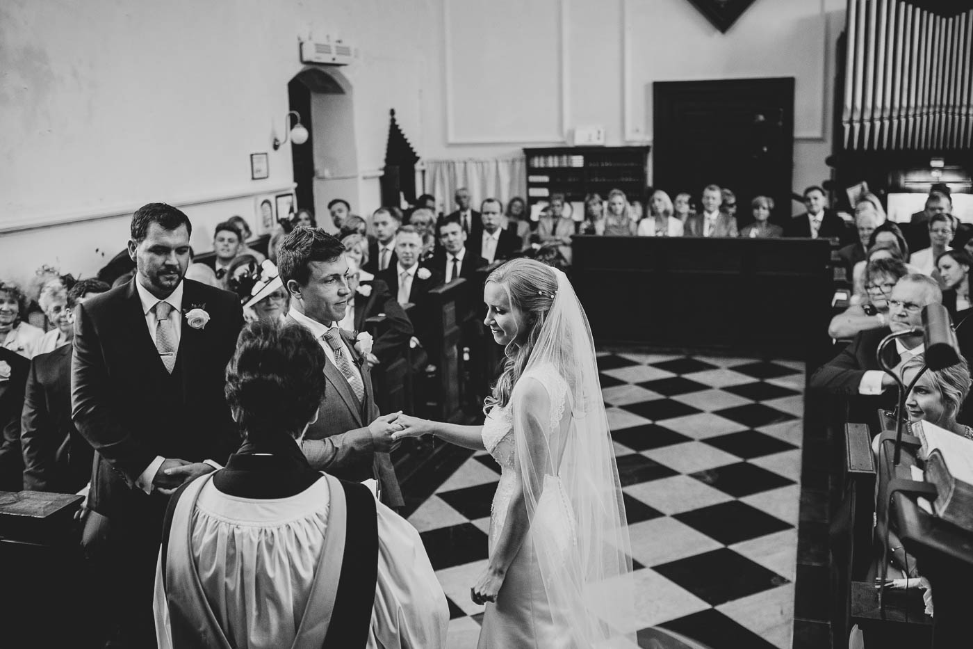 stbotolph's-lullingstone-The-Court-Lodge-wedding-30